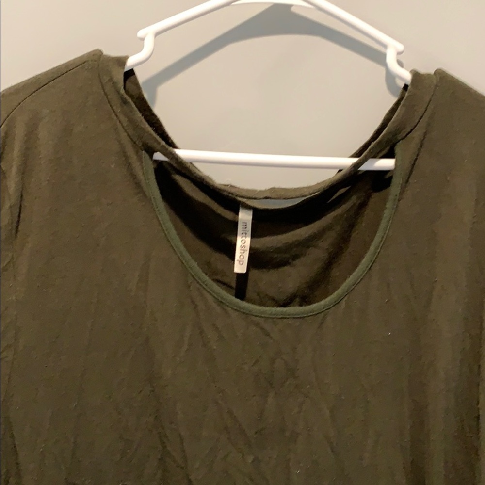 Plus size top - Picture 2 of 3